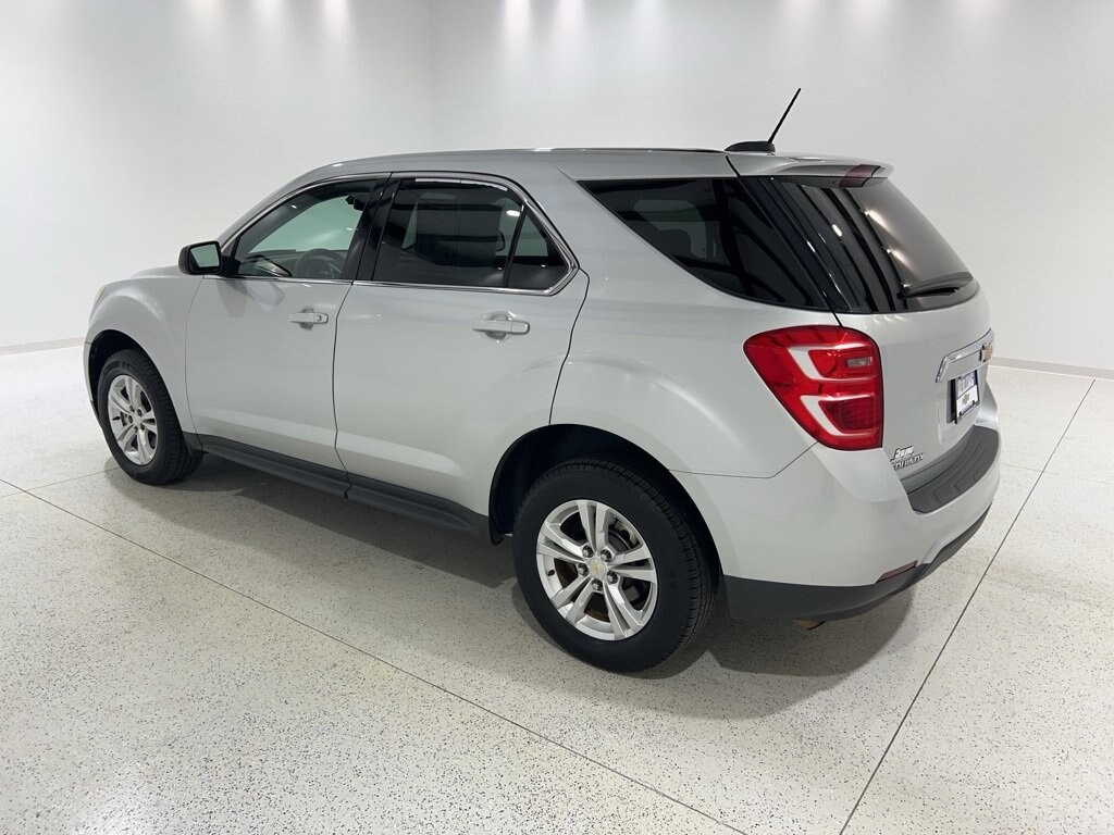 Used 2017 Chevrolet Equinox LS SUV
