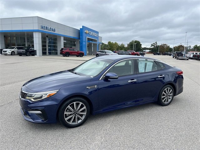 2019 Kia Optima EX photo 4