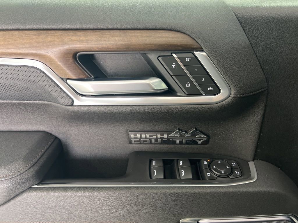 2025 Chevrolet Silverado 1500 High Country - Photo 21