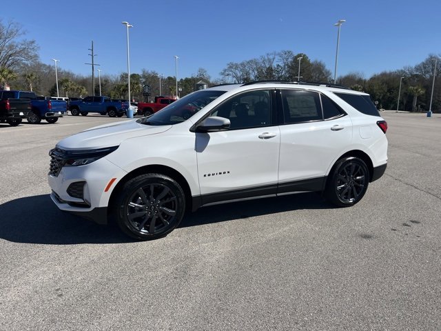 2024 Chevrolet Equinox RS photo 2