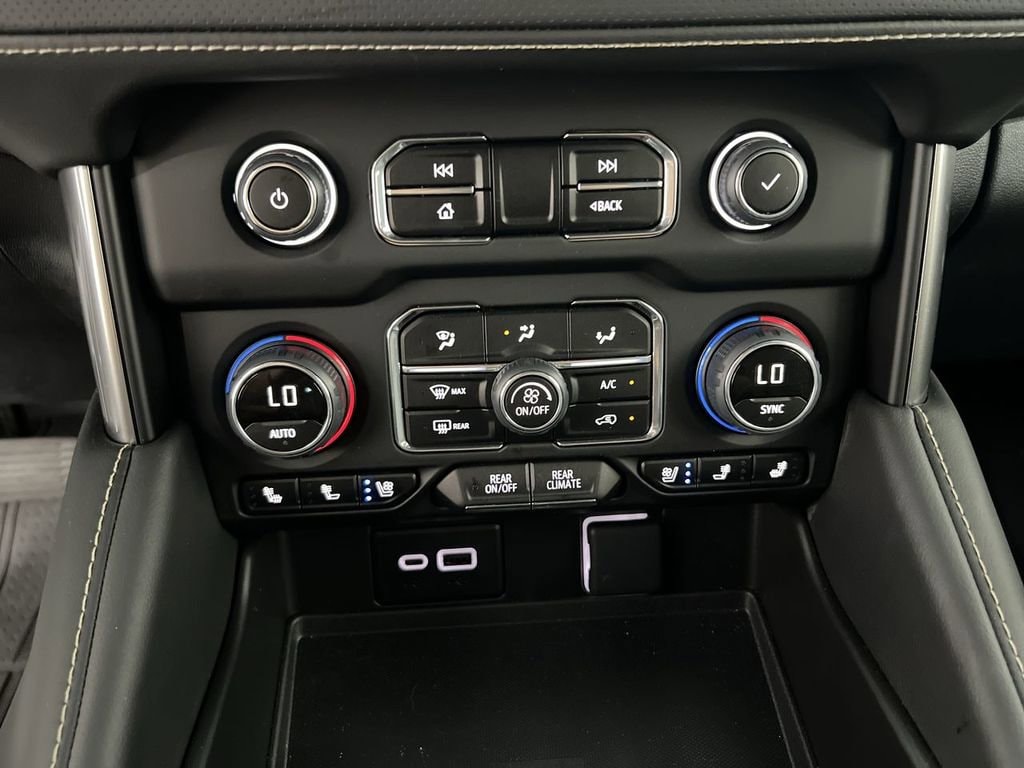 2024 Chevrolet Tahoe Premier - Photo 16