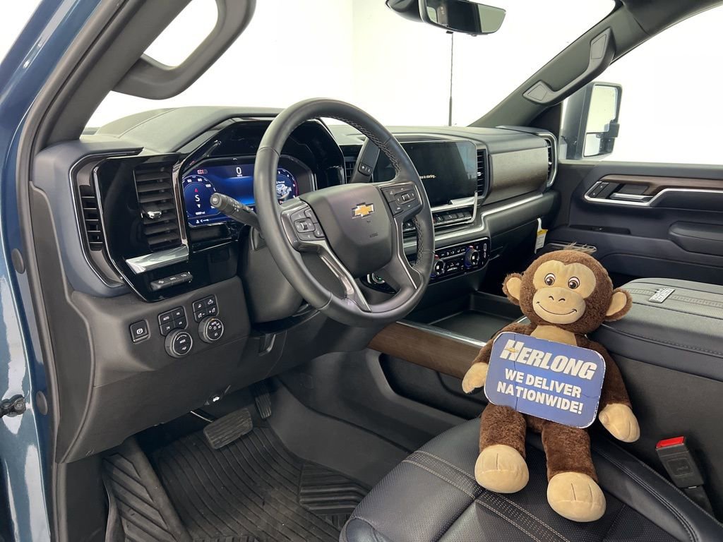 2025 Chevrolet Silverado 2500 HD High Country - Photo 9