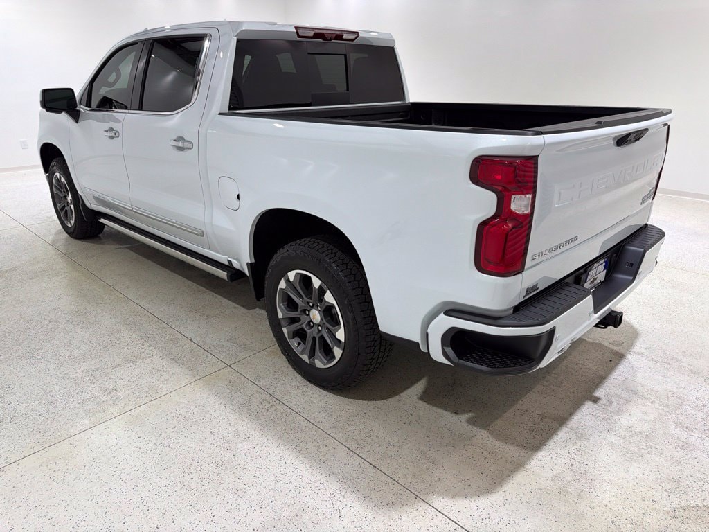 New 2026 Chevrolet Silverado 1500 High Country Truck