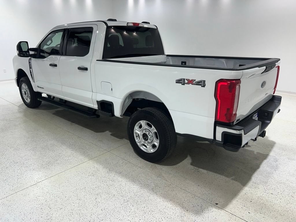 Used 2025 Ford F-250 Truck Crew Cab