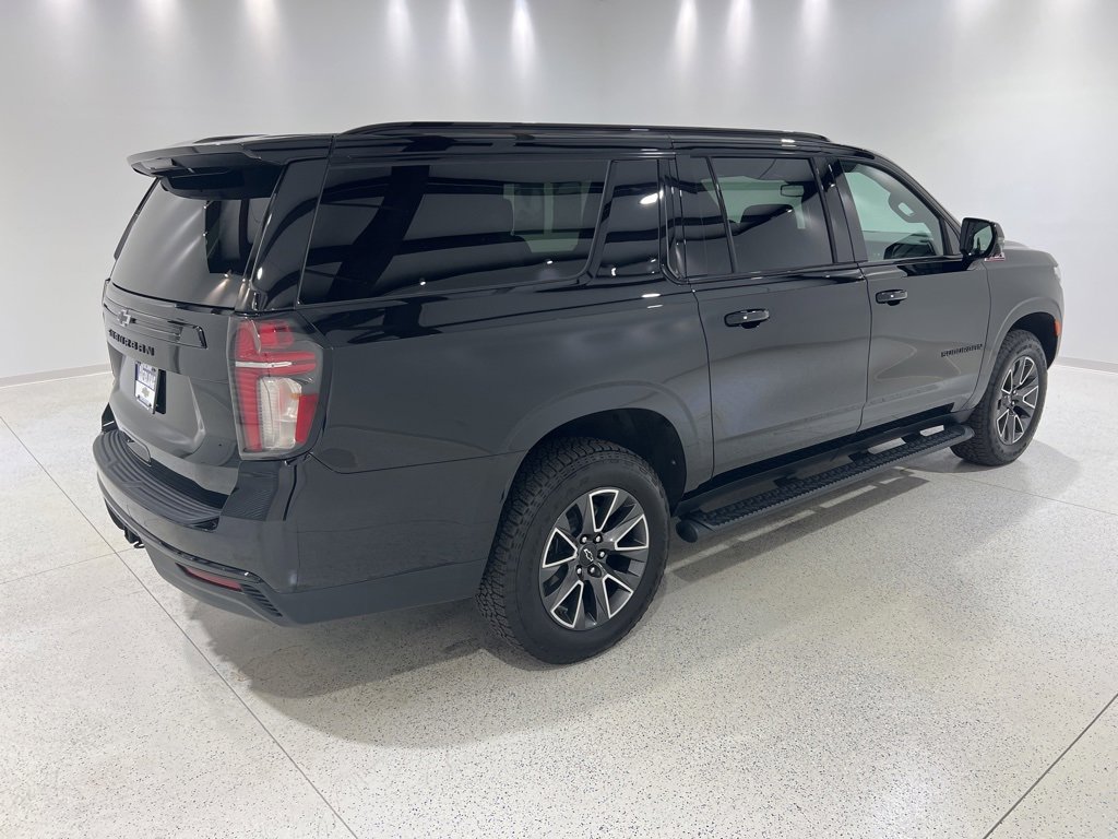2023 Chevrolet Suburban Z71 photo 4