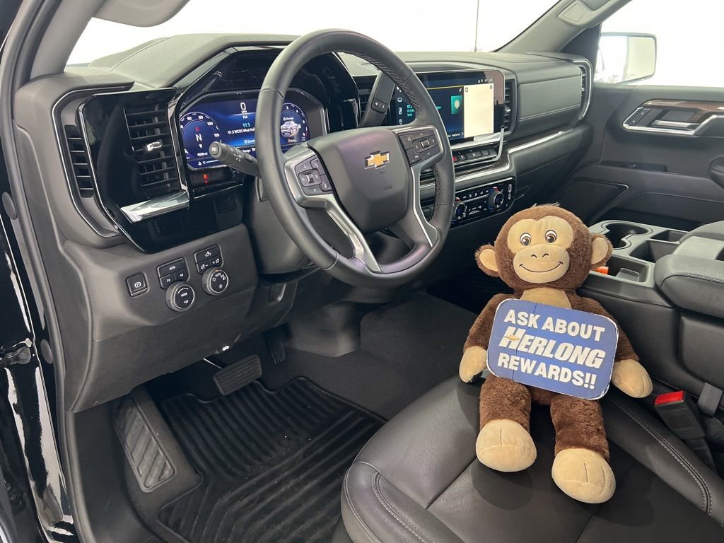 2024 Chevrolet Silverado 1500 LT - Photo 9