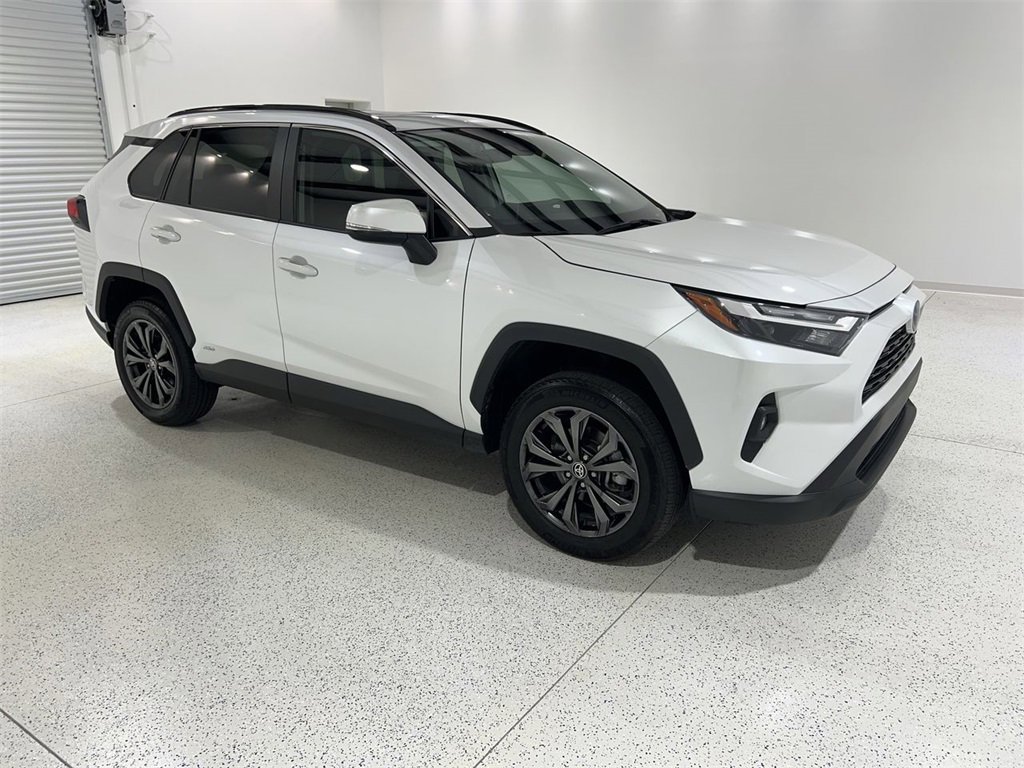 2023 Toyota RAV4 Hybrid XLE Premium photo 2