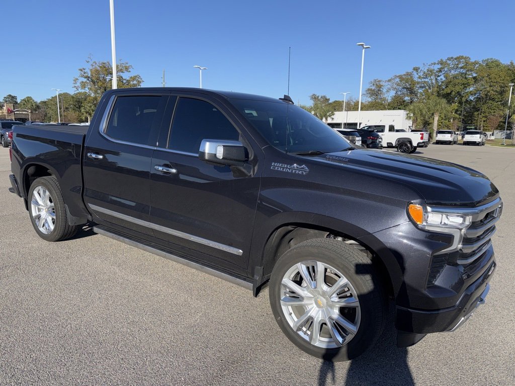 2024 Chevrolet Silverado 1500 High Country photo 3