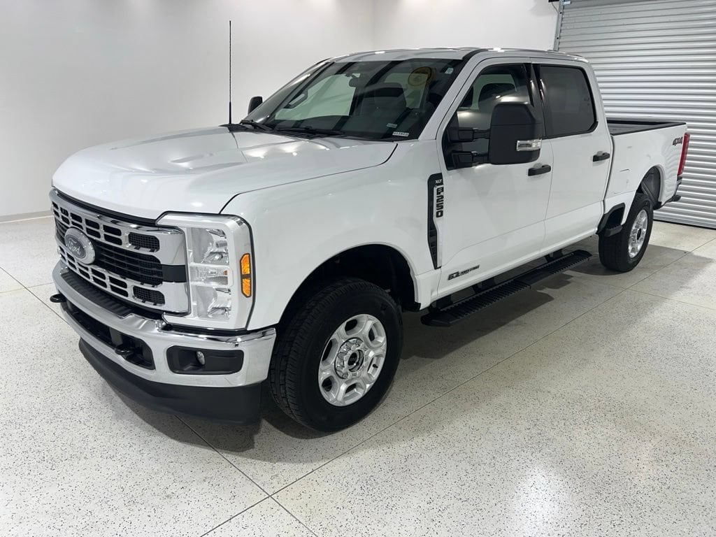 Used 2025 Ford F-250 Truck Crew Cab