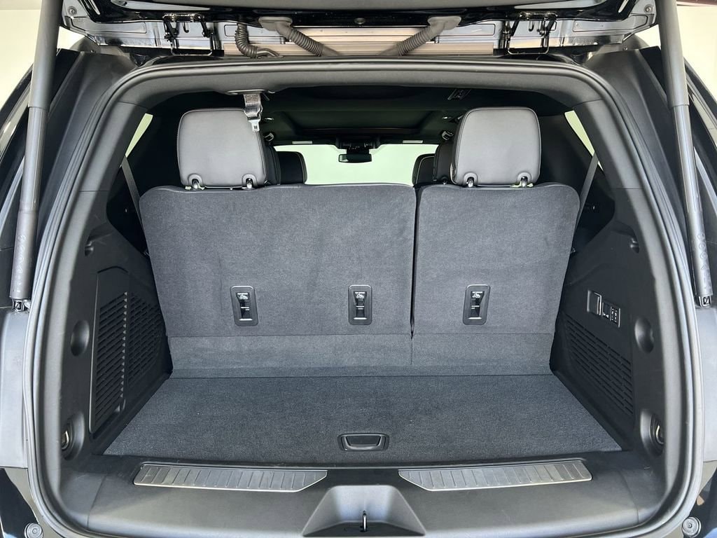 2024 Chevrolet Tahoe Premier - Photo 24