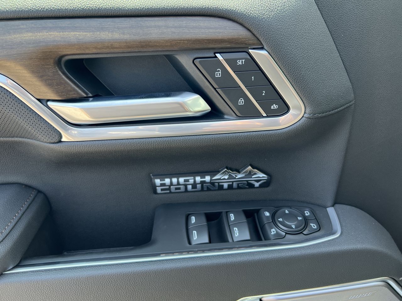 2025 Chevrolet Silverado 1500 High Country - Photo 55