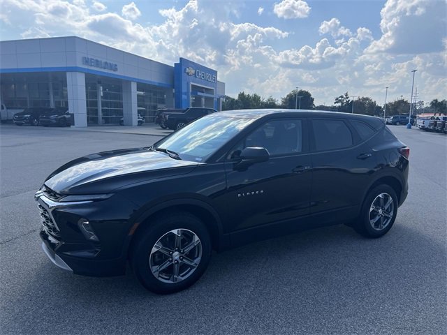 2023 Chevrolet Blazer 2LT photo 3