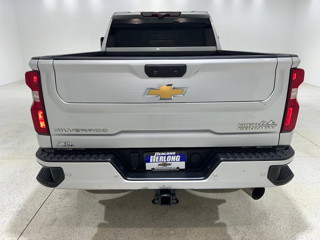 Used 2022 Chevrolet Silverado 2500 HD High Country Truck Crew Cab