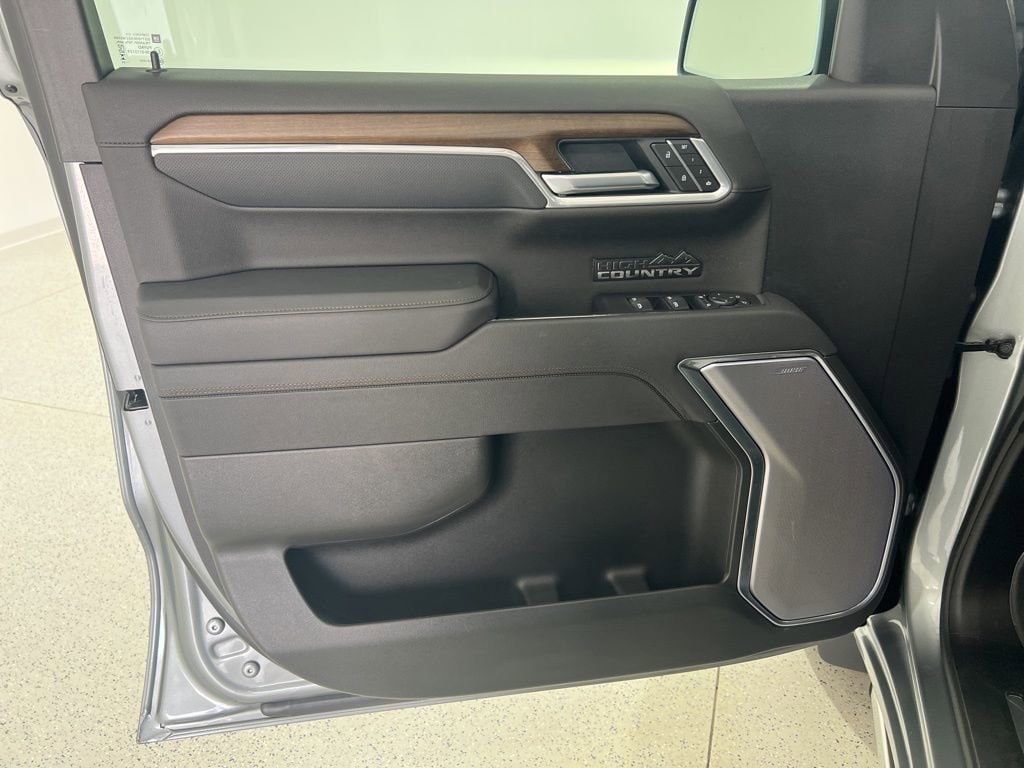 2025 Chevrolet Silverado 1500 High Country - Photo 20