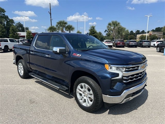 2023 Chevrolet Silverado LTZ photo 2