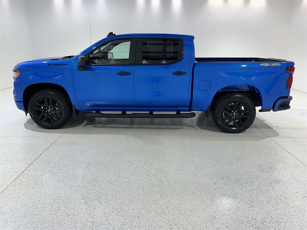 2026 Chevrolet Silverado 1500 Custom's photo