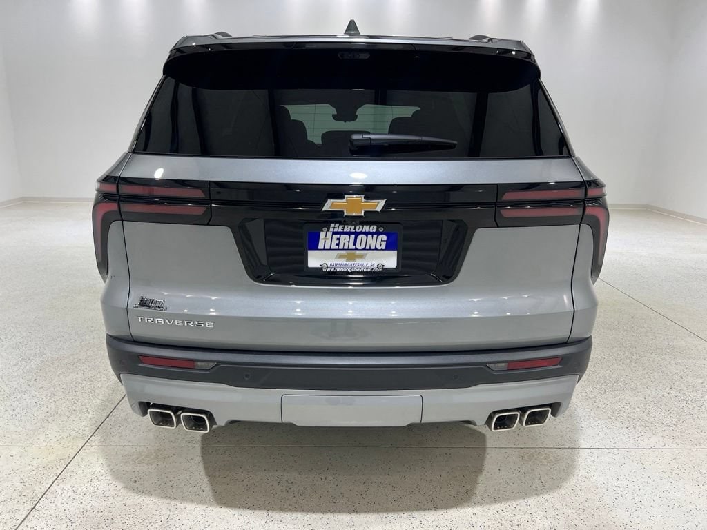 New 2026 Chevrolet Traverse LT SUV