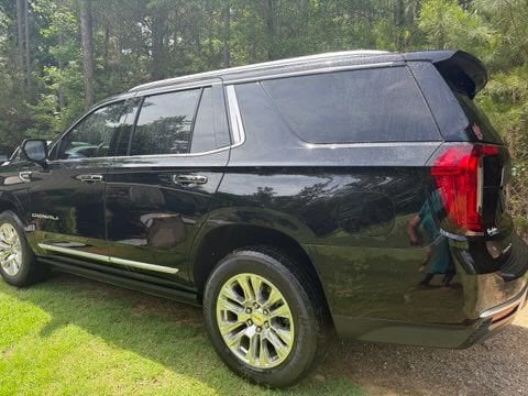 2024 GMC Yukon 4WD Denali's photo