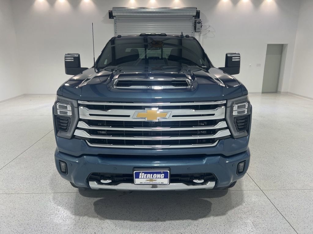 2025 Chevrolet Silverado 2500 HD High Country - Photo 8