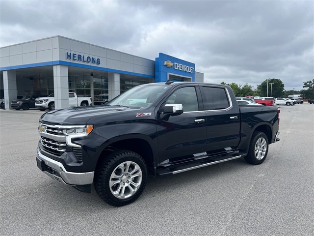 2024 Chevrolet Silverado 1500 LTZ photo 4