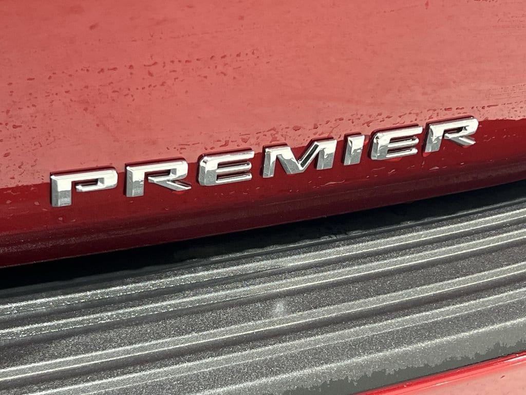 2025 Chevrolet Tahoe Premier - Photo 29