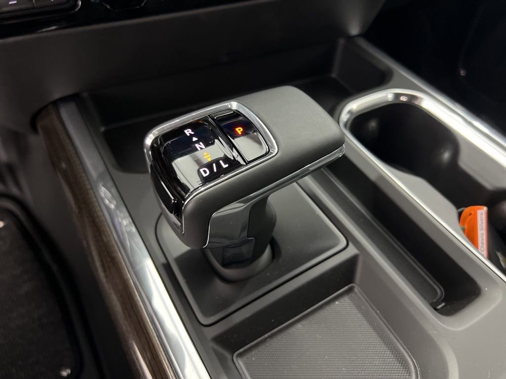 2024 Chevrolet Silverado 1500 RST - Photo 16