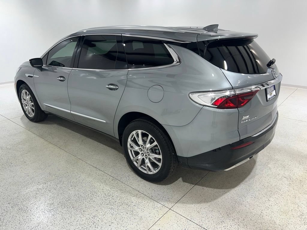 Used 2024 Buick Enclave Essence SUV
