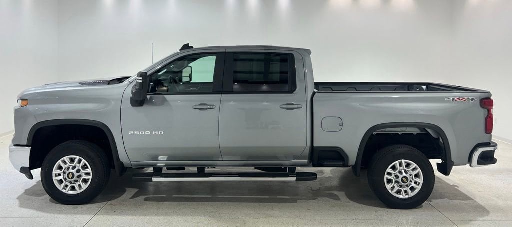 Used 2025 Chevrolet Silverado 2500 HD LT Truck Crew Cab