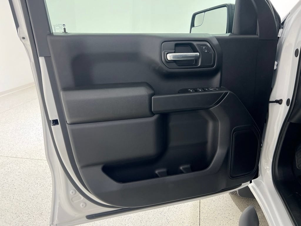 2026 Chevrolet Silverado 1500 Custom - Photo 19