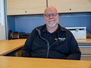 Staff member DANNY SMITH  from ID_1ba5ebc88790