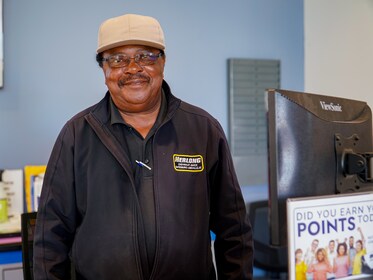 Staff member LARY MOBLEY  from ID_1ba5ebc88790