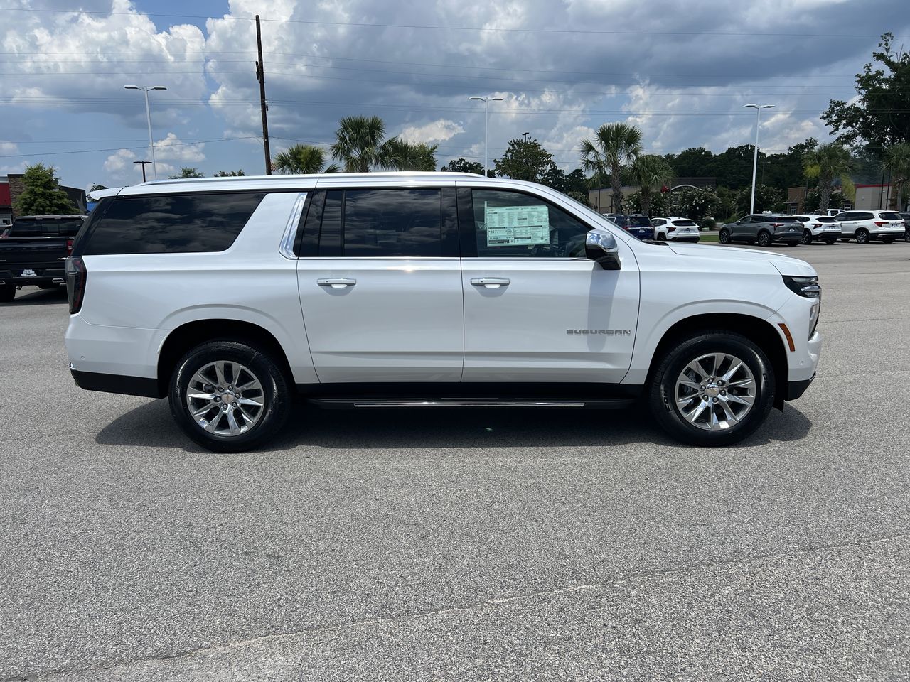 2025 Chevrolet Suburban Premier - Photo 41