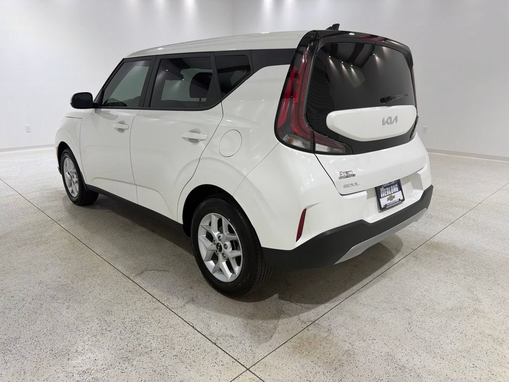 Used 2025 Kia Soul LX Hatchback