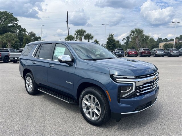 2025 Chevrolet Tahoe Premier photo 2