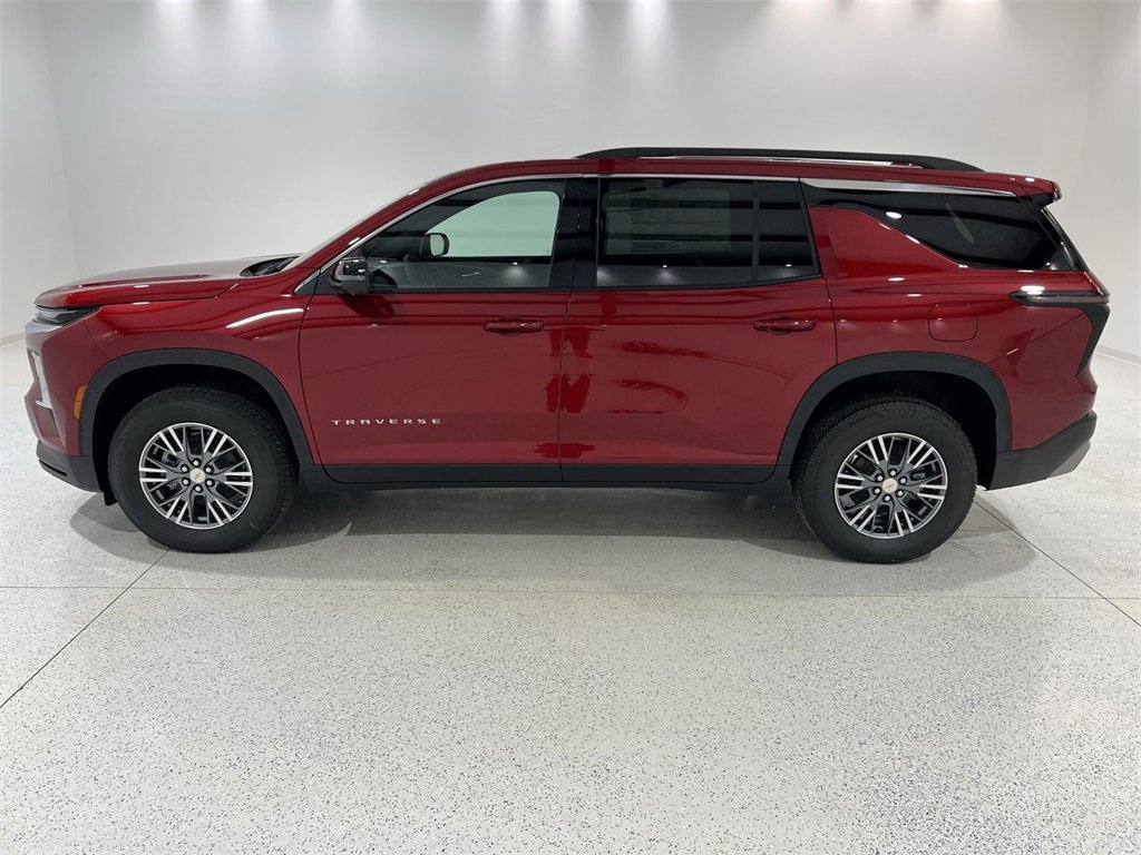 2026 Chevrolet Traverse LT's photo