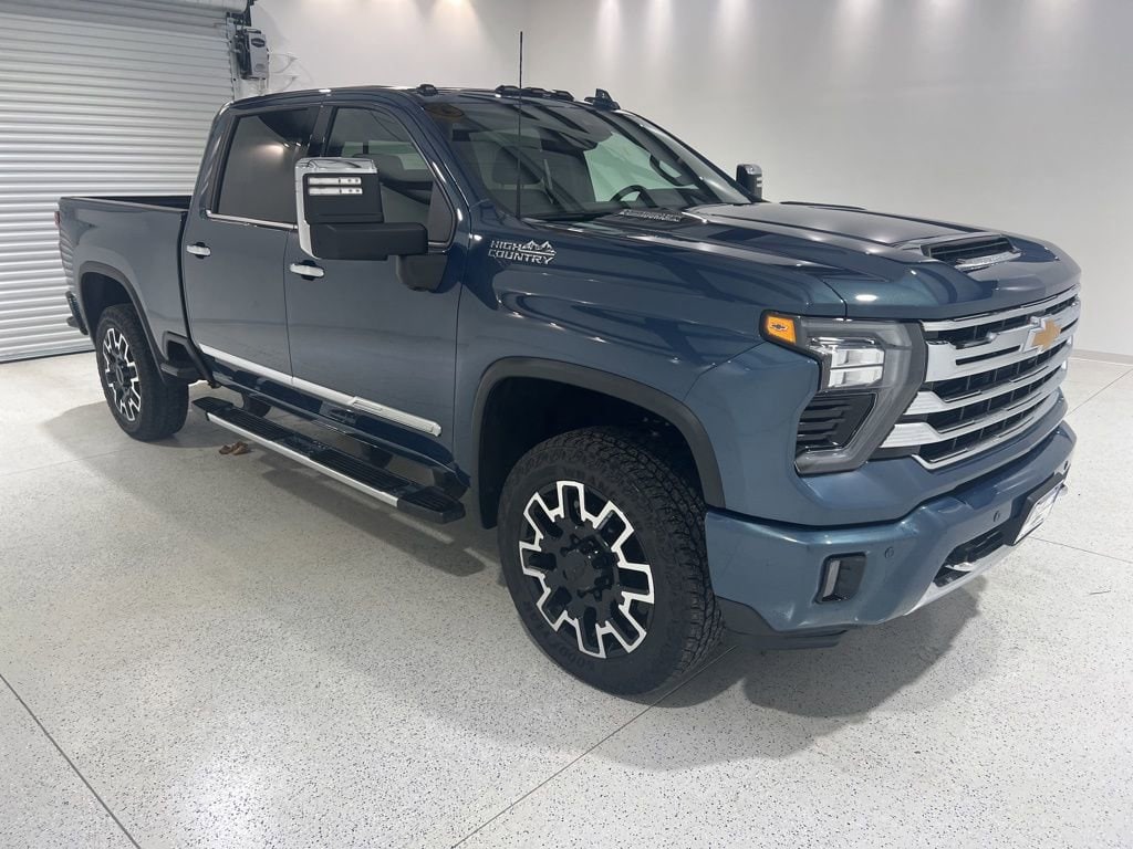 2025 Chevrolet Silverado 2500 HD High Country - Photo 7