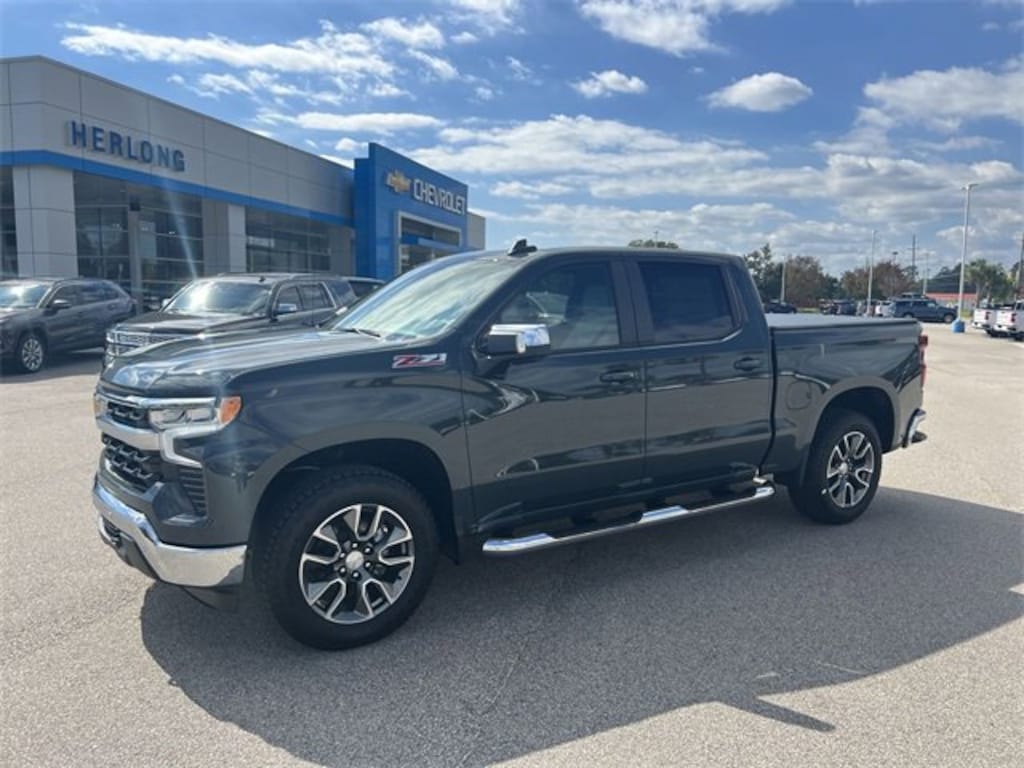 New 2025 Chevrolet Silverado 1500 LT Truck