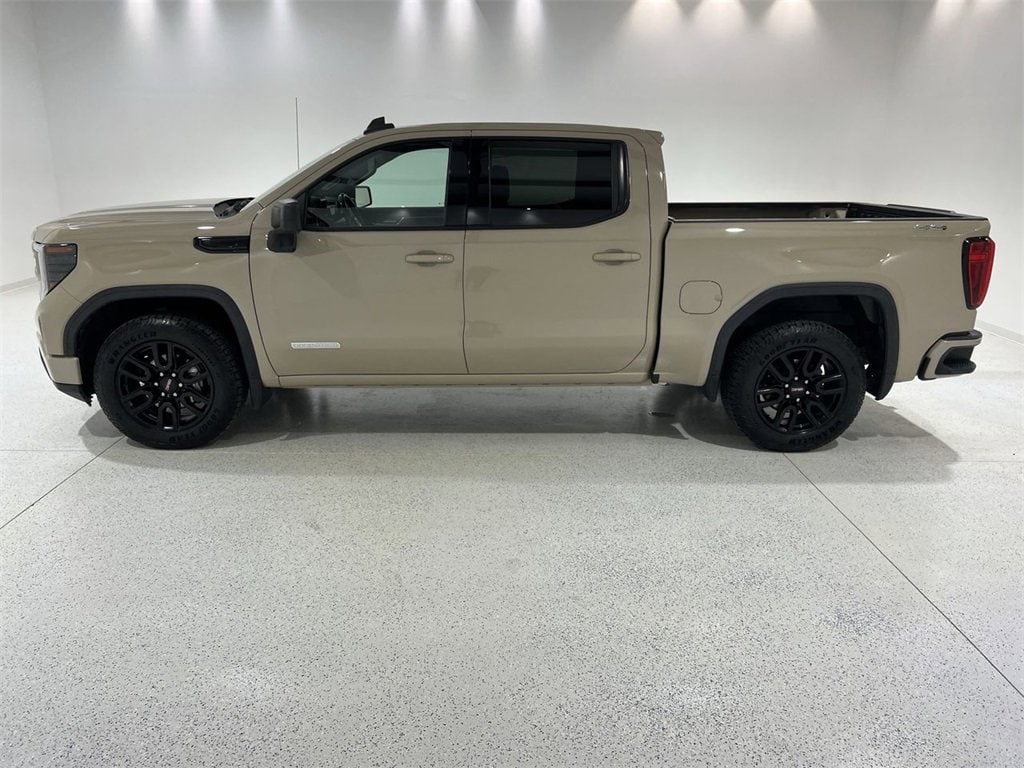 2022 GMC Sierra 1500 Elevation's photo
