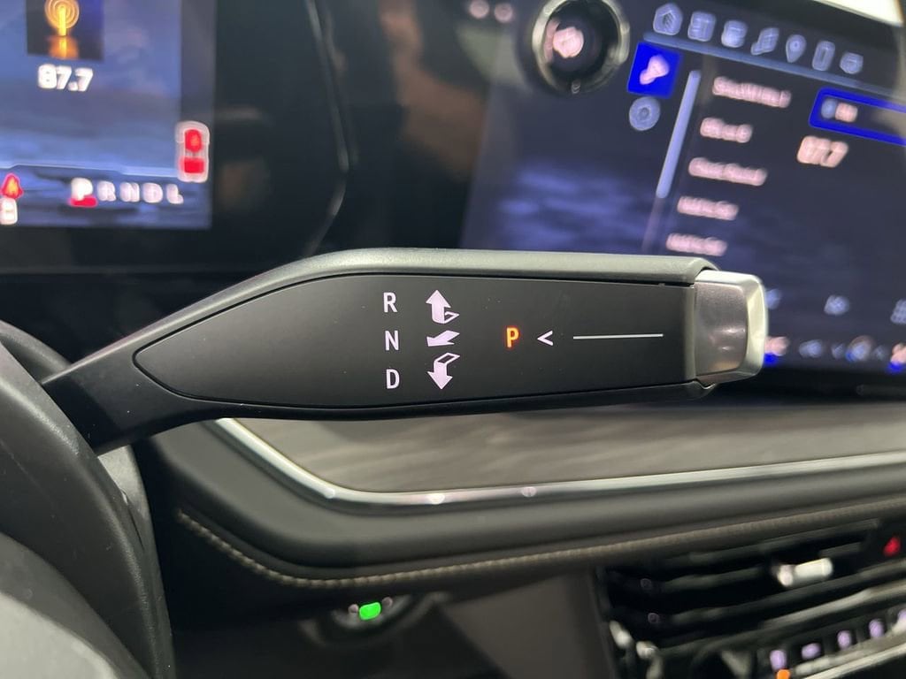 2025 Chevrolet Tahoe Premier - Photo 15