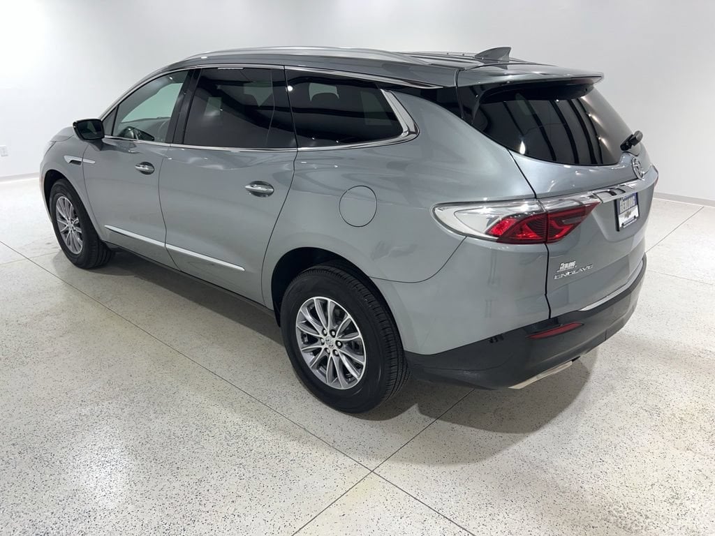 Used 2024 Buick Enclave Essence SUV