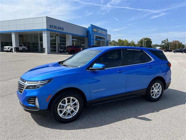 2024 Chevrolet Equinox photo 3