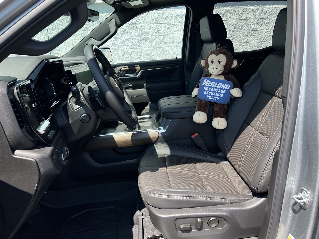 2025 Chevrolet Silverado 1500 High Country - Photo 51