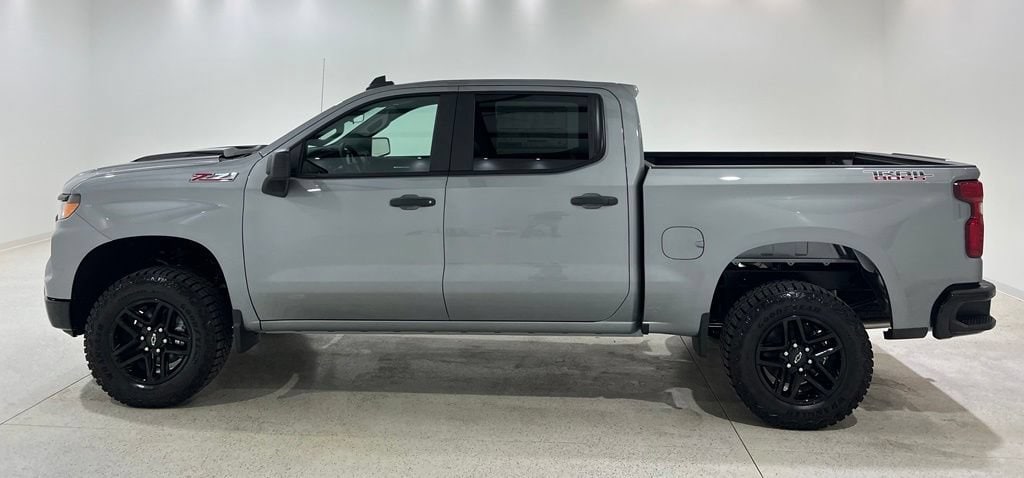 2026 Chevrolet Silverado 1500 Custom Trail Boss - Photo 2