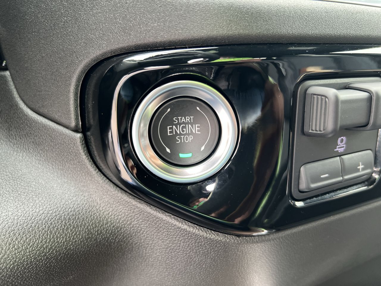 2025 Chevrolet Silverado 2500 HD High Country - Photo 47