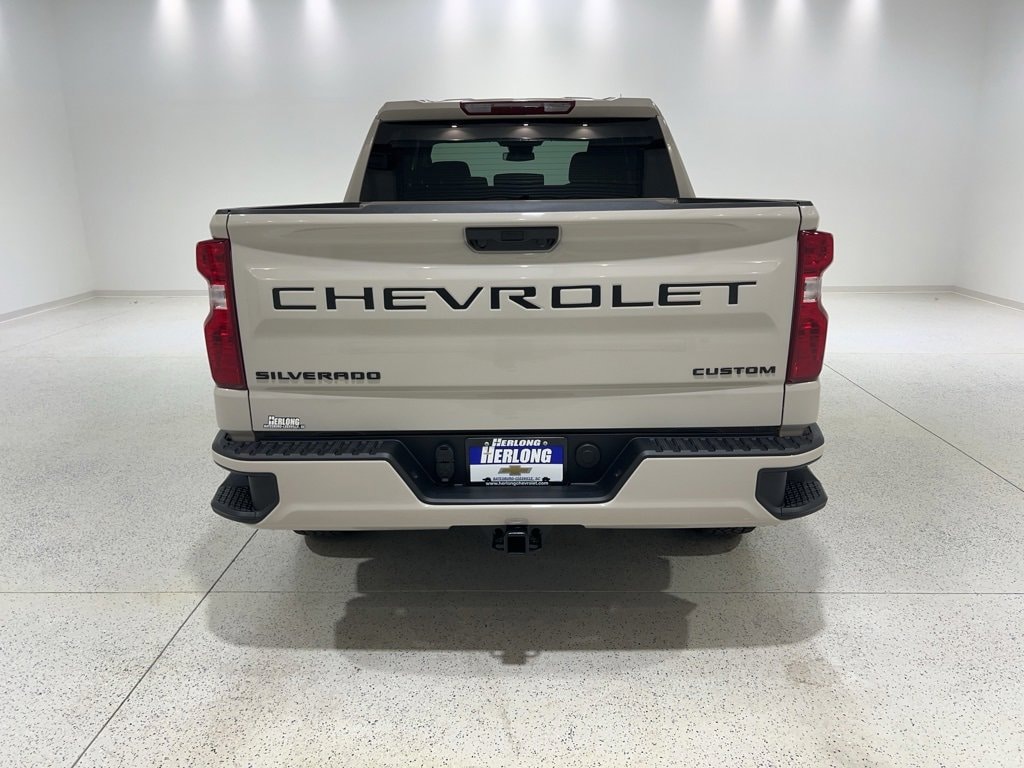 New 2026 Chevrolet Silverado 1500 Custom Truck