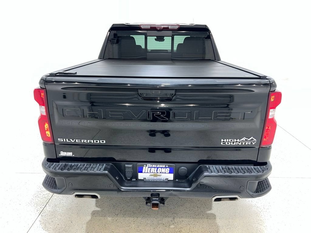 Used 2024 Chevrolet Silverado 1500 High Country Truck Crew Cab