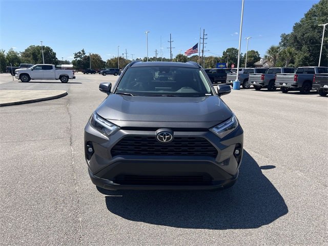 2023 Toyota RAV4 XLE Premium photo 3