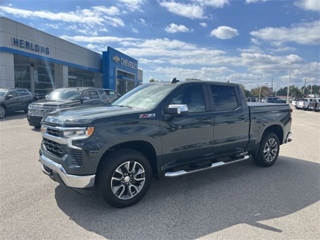 New 2025 Chevrolet Silverado 1500 LT Truck