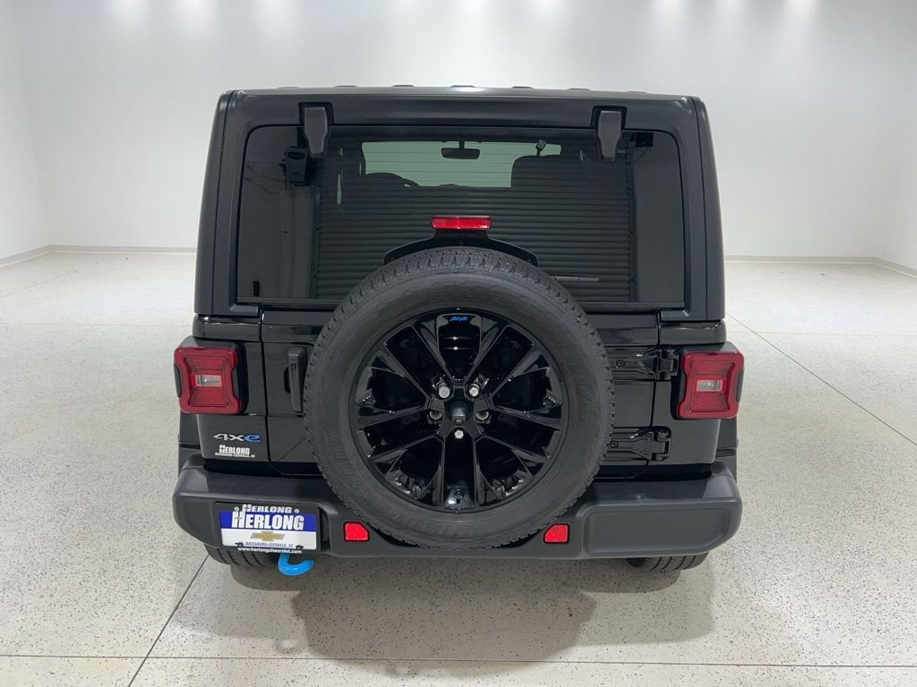 Used 2023 Jeep Wrangler 4xe Sahara SUV