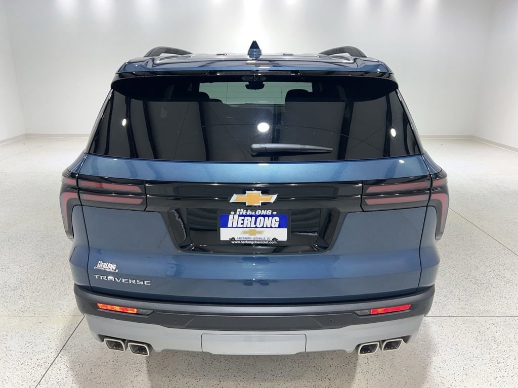 New 2026 Chevrolet Traverse LT SUV